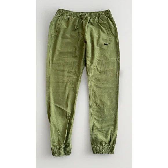Nike Men's Woven Training Pants 934592-385 XL Cargo Khaki Olive Green LW Joggers - Picture 2 of 12